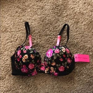 NWT Betsey Johnson Floral Bra